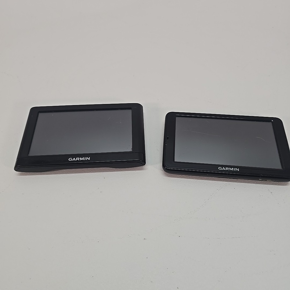 Garmin‎ Nuvi 52LM GPS Navigator 5" And One Other Garmin Untested No Power Cord